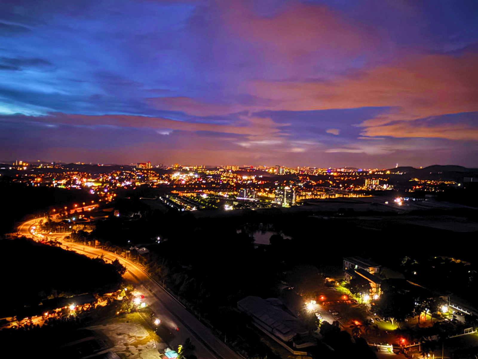 night view s line road